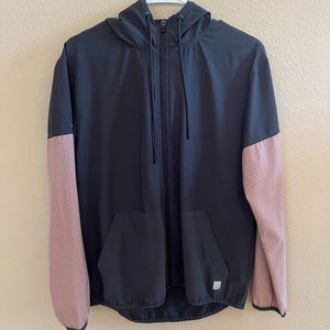 Vuori Women's Outdoor Trainer Shell